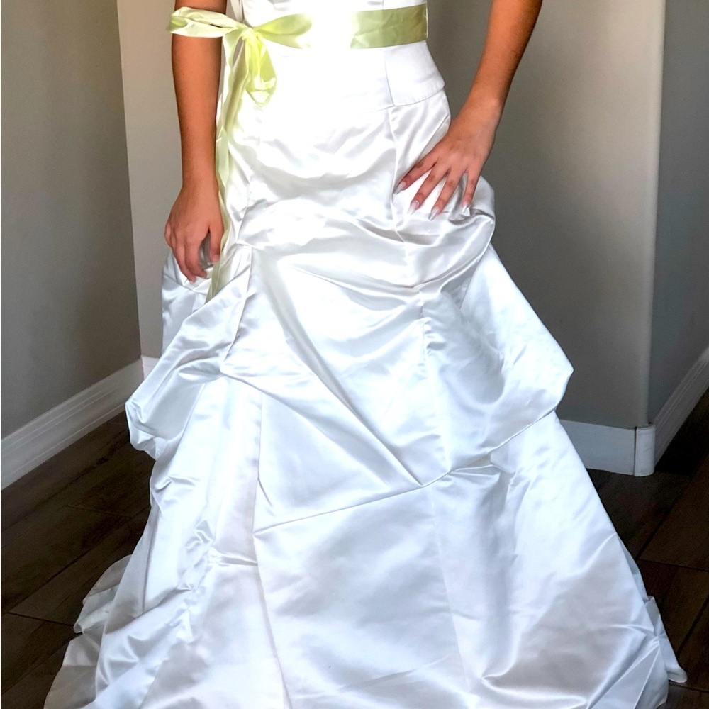 Women’s dress, new size 10 light ivory